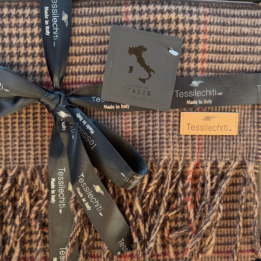 Tessilechiti Unisex Brown Houndstooth Scarf 80 Wool/20 Cashmere New Gift Box